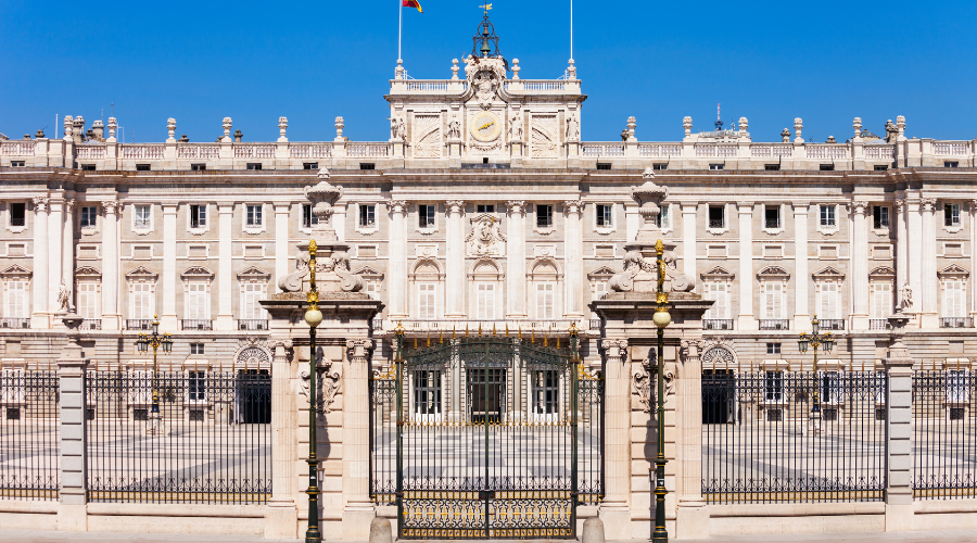 palais-royal-madrid 